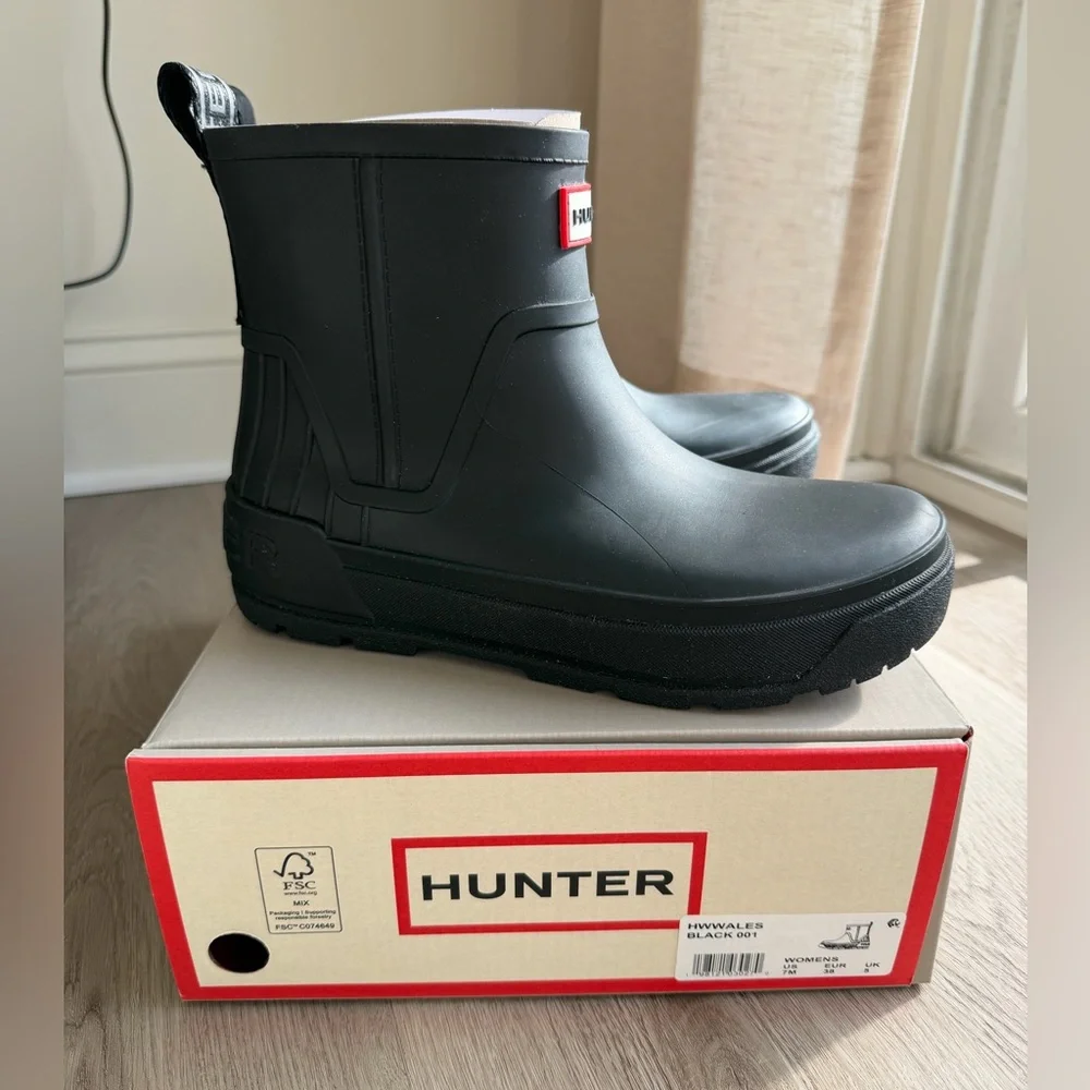 NWT Hunter Wales Black Rain Boots - Picture 7 of 7